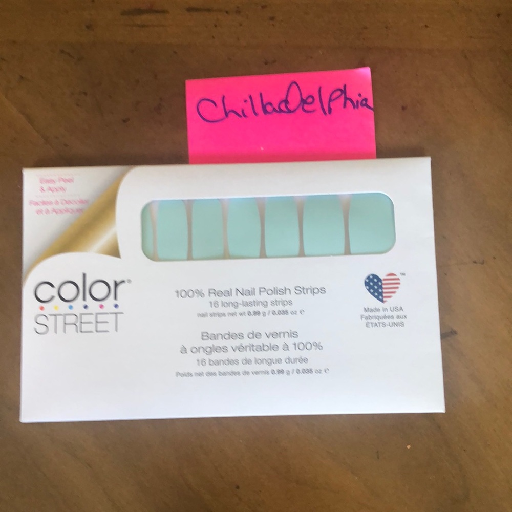 Color street nail set- Chilladelphia